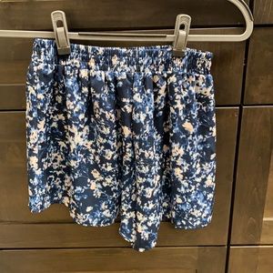 Frenchi flowy shorts